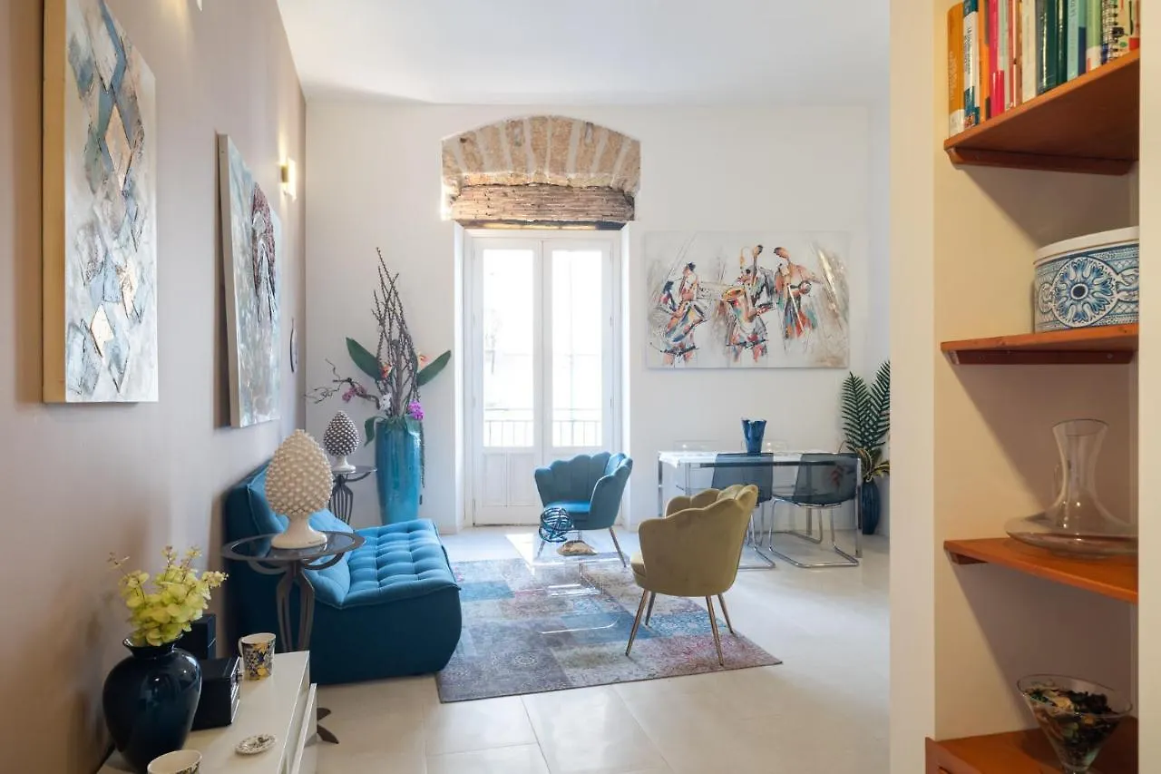 Apartment Suite San Sebastiano By Domusicily Palermo Italy